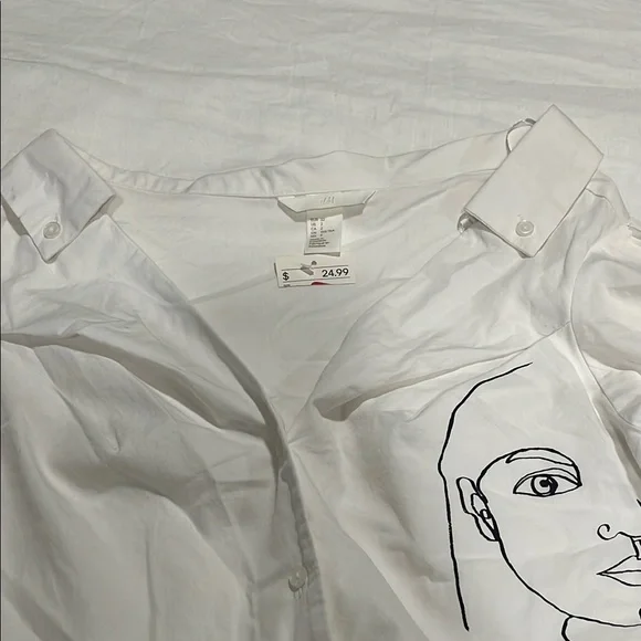 H&M White Graphic Button-Up Shirt - Picture 6 of 7
